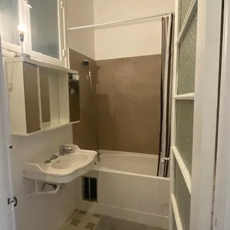 Campement Rapide * ニース